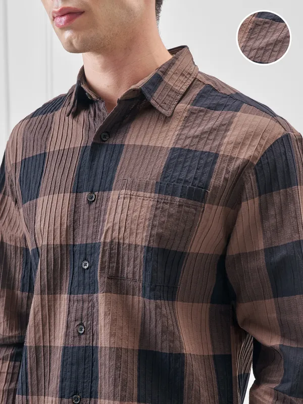 Highlander Men Brown Checked Relaxed Fit Casual Shirt