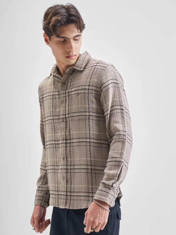 Highlander Men Beige Checked Slim Fit Casual Shirt