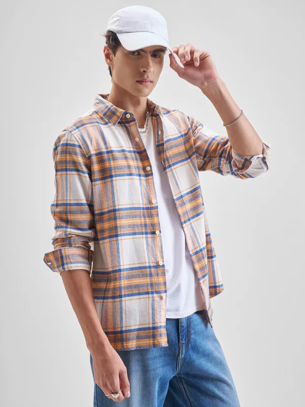 Highlander Men Cream Checked Slim Fit Casual Shirt