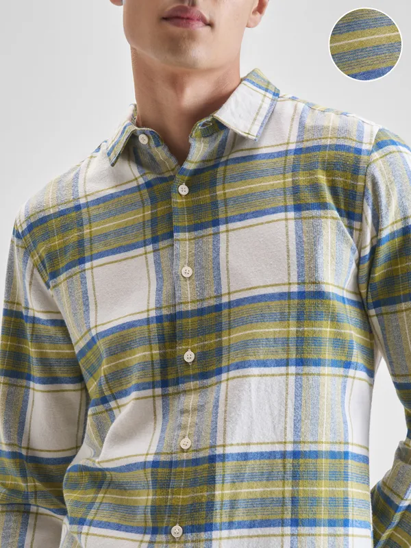 Highlander Men Cream Checked Slim Fit Casual Shirt