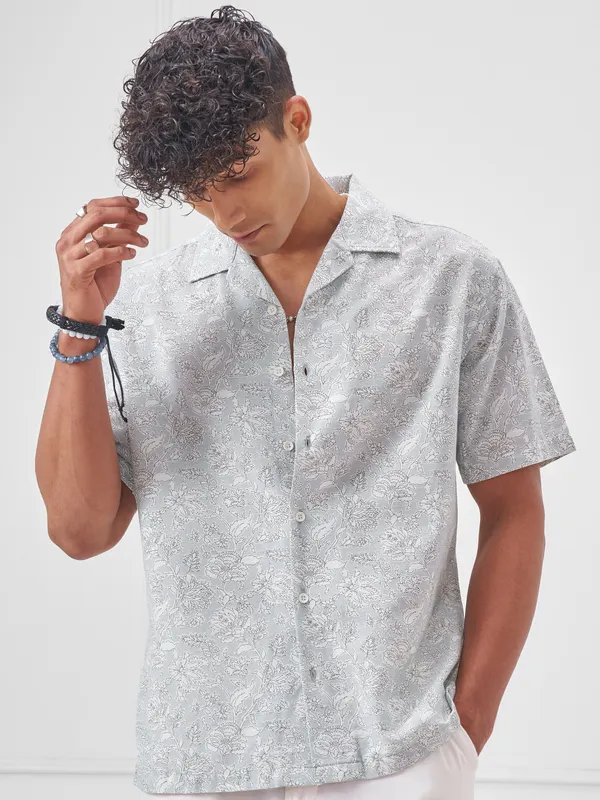 Highlander Men Blue Printed Relaxed Fit Casual Shirt