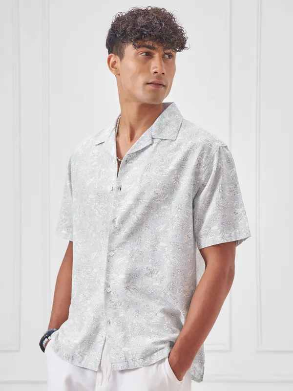 Highlander Men Blue Printed Relaxed Fit Casual Shirt