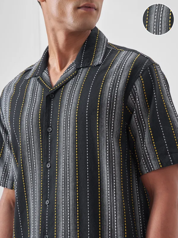 Highlander Men Black Striped Relaxed Fit Casual Shirt