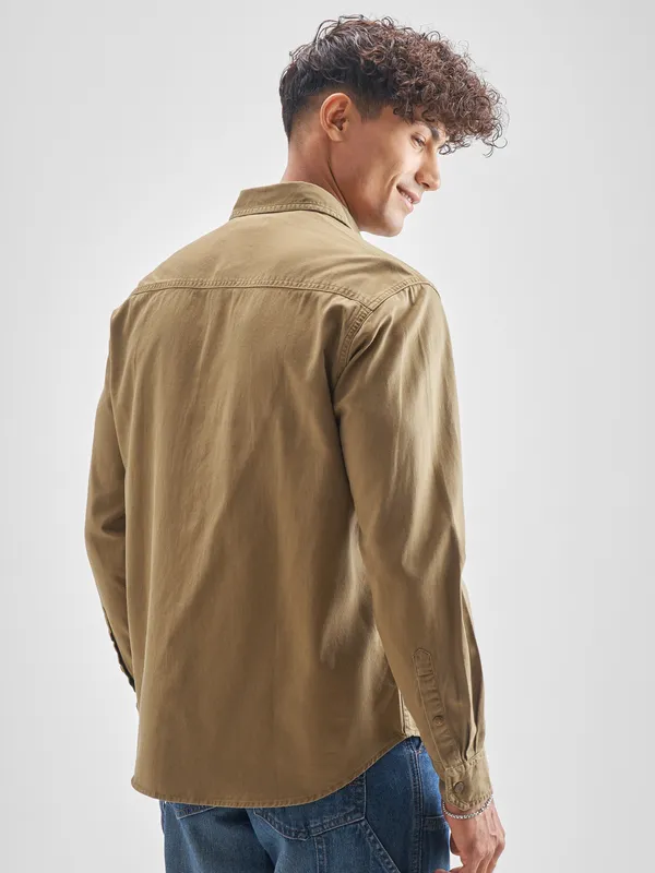 Highlander Men Brown Solid Relaxed Fit Casual Shirt