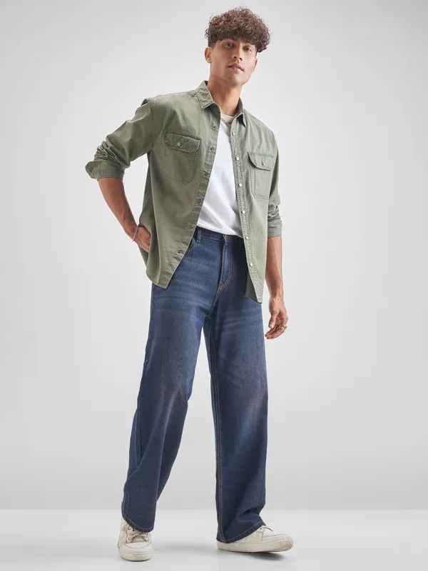 Highlander Men Olive Solid Relaxed Fit Casual Shirt