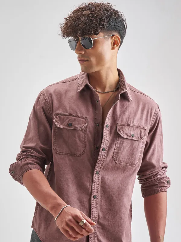 Highlander Men Burgundy Solid Relaxed Fit Casual Shirt