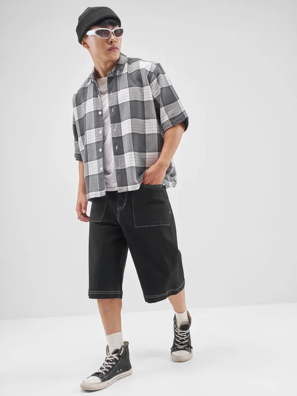 Highlander Men Grey Checked Boxy Fit Casual Shirt