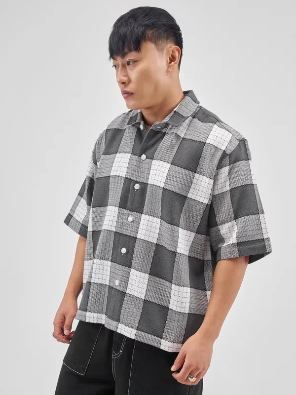 Highlander Men Grey Checked Boxy Fit Casual Shirt