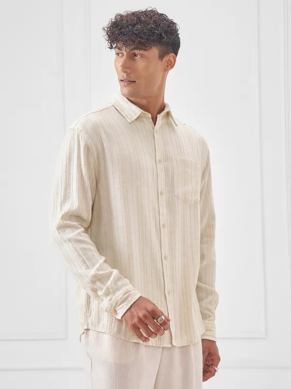 Highlander Men Beige Self Design Oversized Fit Casual Shirt