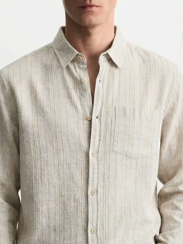 Highlander Men Grey Self Design Oversized Fit Casual Shirt