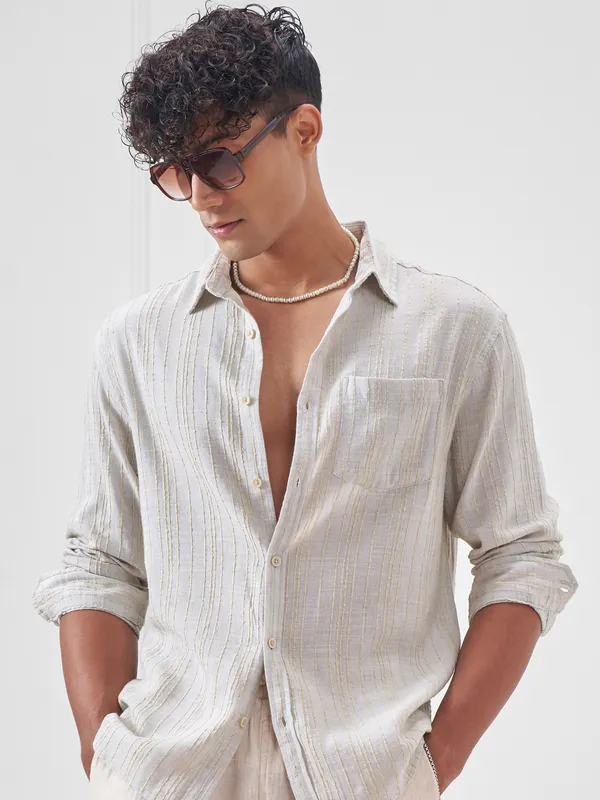 Highlander Men Grey Self Design Oversized Fit Casual Shirt