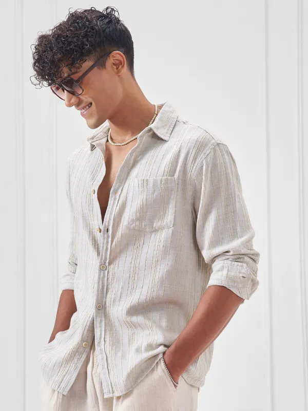 Highlander Men Grey Self Design Oversized Fit Casual Shirt