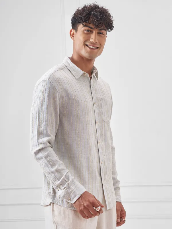 Highlander Men Grey Self Design Oversized Fit Casual Shirt