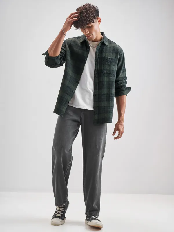 Highlander Men Olive Checked Relaxed Fit Casual Shirt