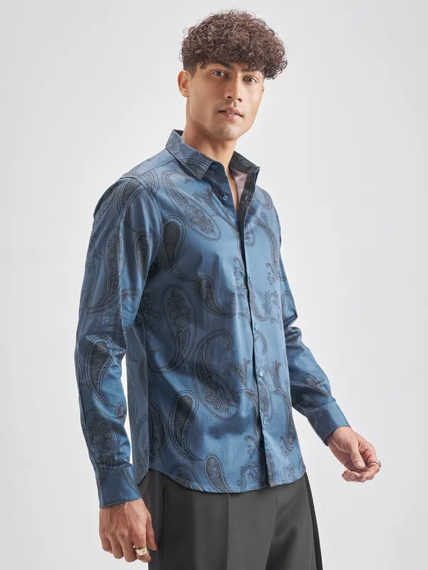 Highlander Men Blue Printed Slim Fit Casual Shirt