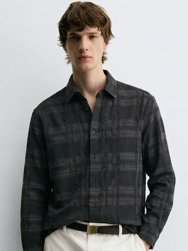 Highlander Men Black Checked Relaxed Fit Casual Shirt