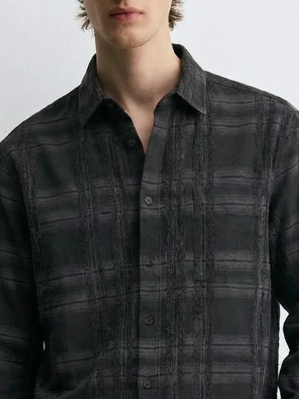 Highlander Men Black Checked Relaxed Fit Casual Shirt
