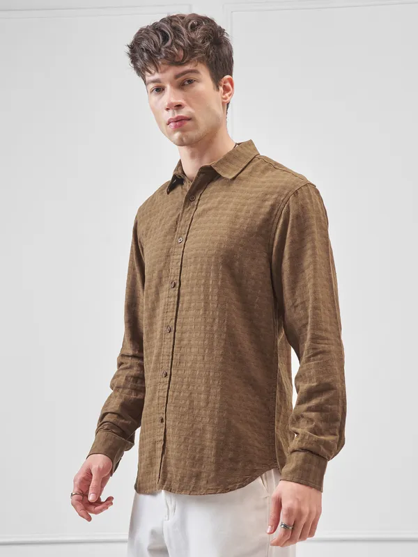 Highlander Men Brown Self Design Relaxed Fit Casual Shirt