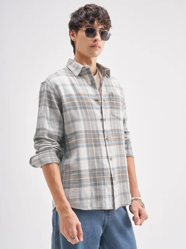 Highlander Men Grey Checked Relaxed Fit Casual Shirt