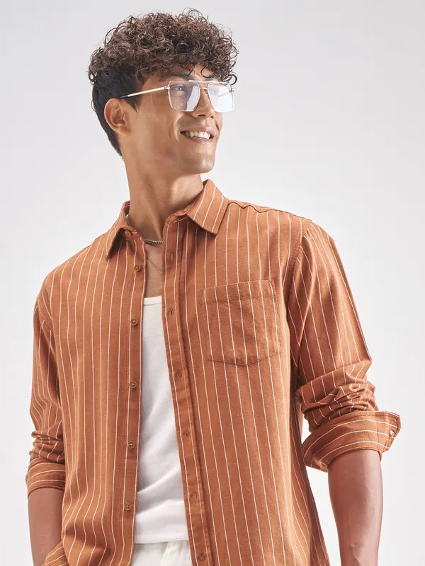 Men Regular Fit Casual Shirt