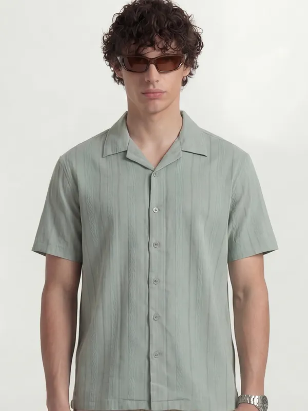 Highlander Men Green Self Design Relaxed Fit Casual Shirt