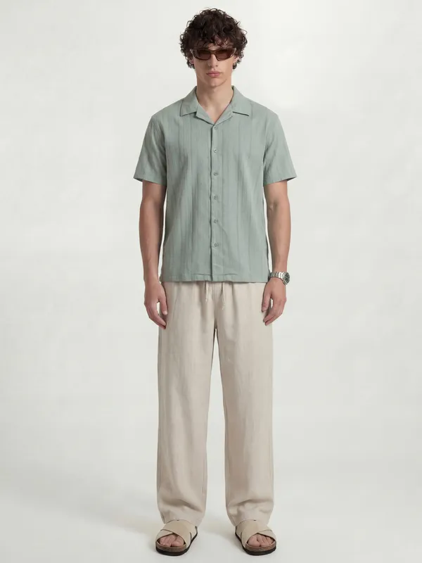 Highlander Men Green Self Design Relaxed Fit Casual Shirt