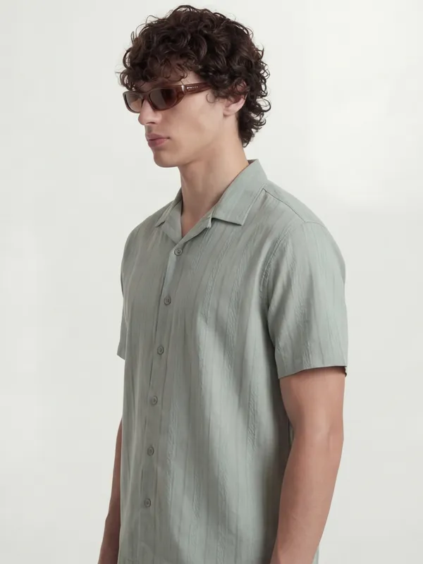 Highlander Men Green Self Design Relaxed Fit Casual Shirt