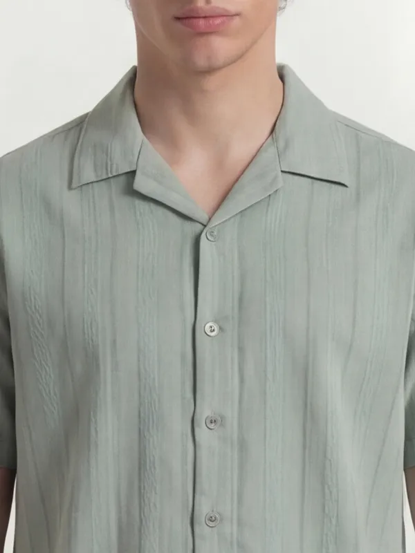 Highlander Men Green Self Design Relaxed Fit Casual Shirt
