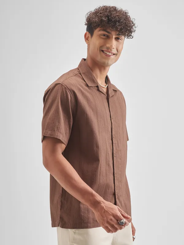 Highlander Men Brown Self Design Relaxed Fit Casual Shirt