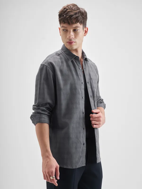 Highlander Men Grey Checked Relaxed Fit Casual Shirt