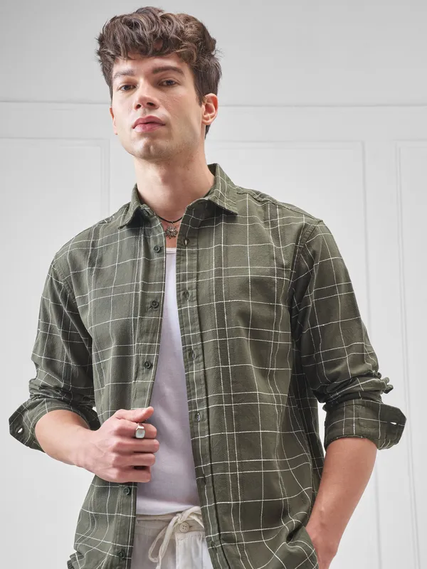 Highlander Men Olive Checked Relaxed Fit Casual Shirt