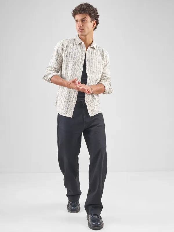 Highlander Men Cream Striped Slim Fit Casual Shirt