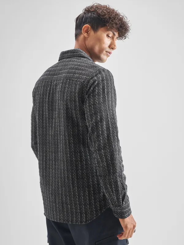 Highlander Men Black Striped Slim Fit Casual Shirt