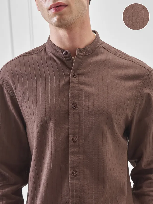 Highlander Men Brown Striped Relaxed Fit Casual Shirt