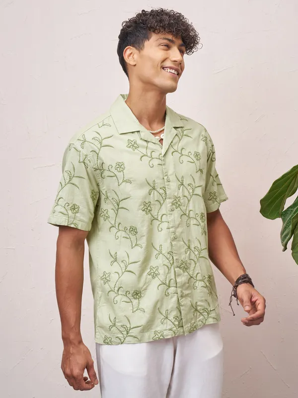 Highlander Men Green Embroidered Relaxed Fit Casual Shirt