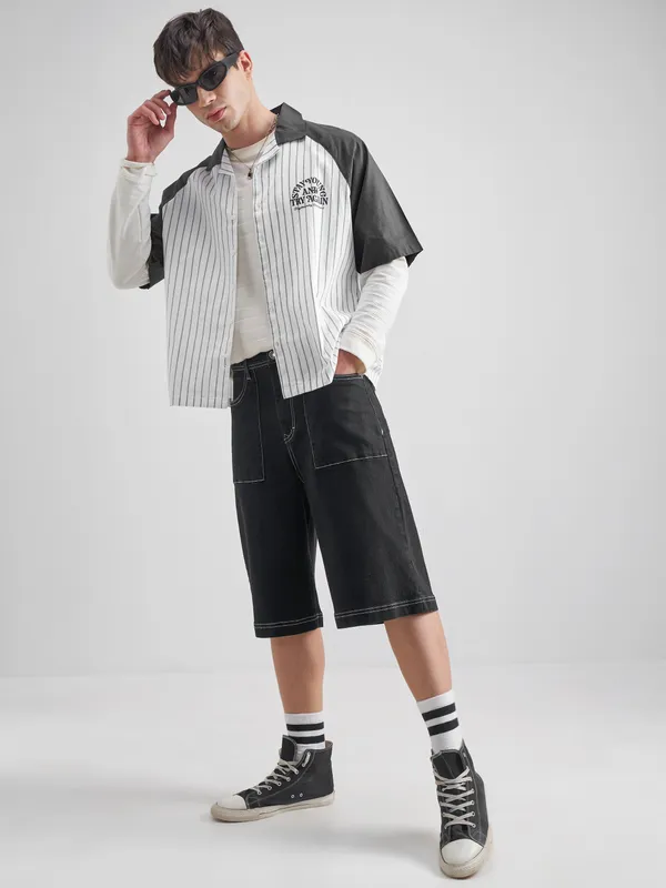 Highlander Men White Striped Boxy Fit Casual Shirt