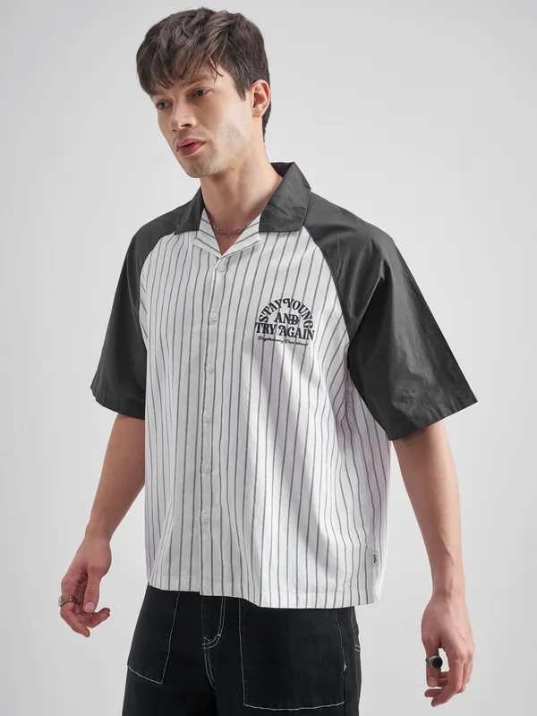 Highlander Men White Striped Boxy Fit Casual Shirt