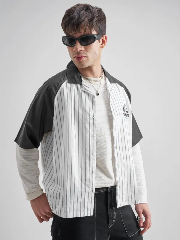 Highlander Men White Striped Boxy Fit Casual Shirt