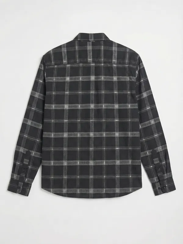 Highlander Men Black Checked Relaxed Fit Casual Shirt