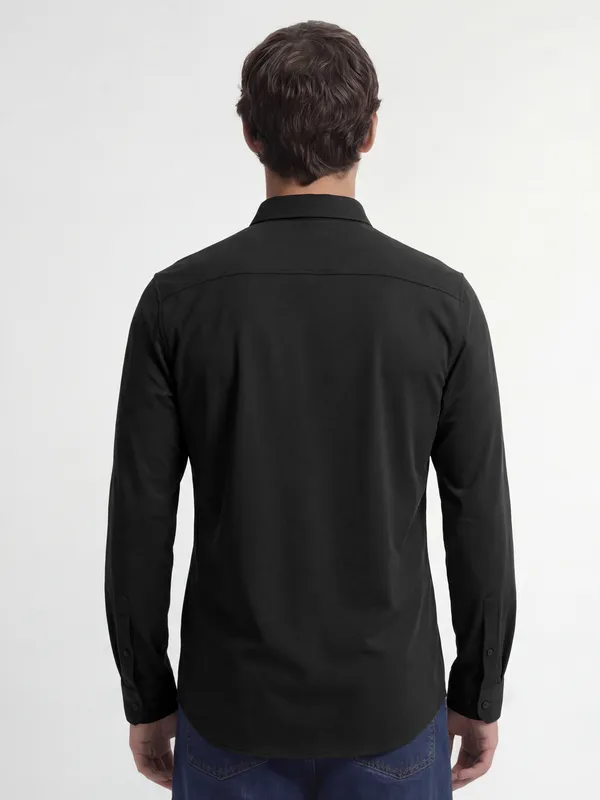 Highlander Men Black Solid Slim Fit Casual Shirt