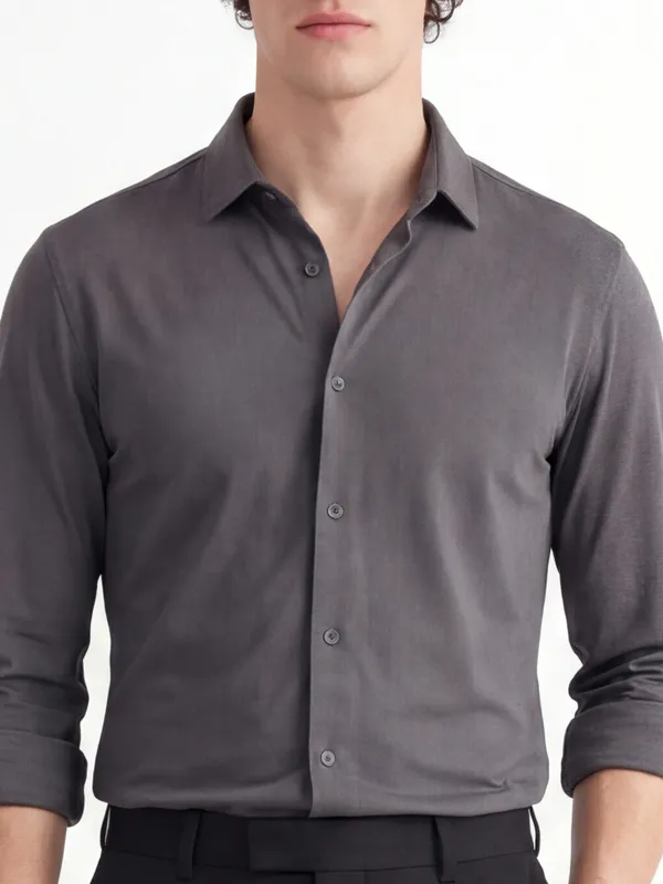Highlander Men Grey Solid Slim Fit Casual Shirt