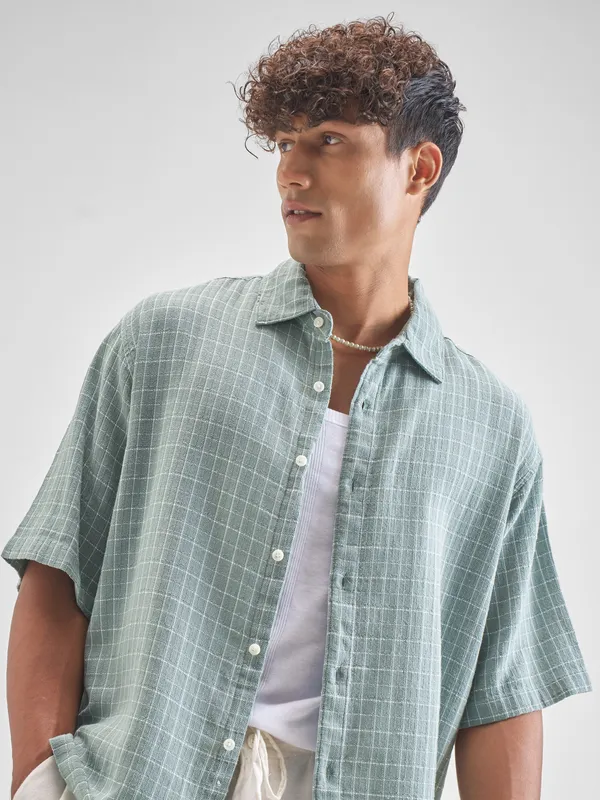 Highlander Men Blue Checked Boxy Fit Casual Shirt