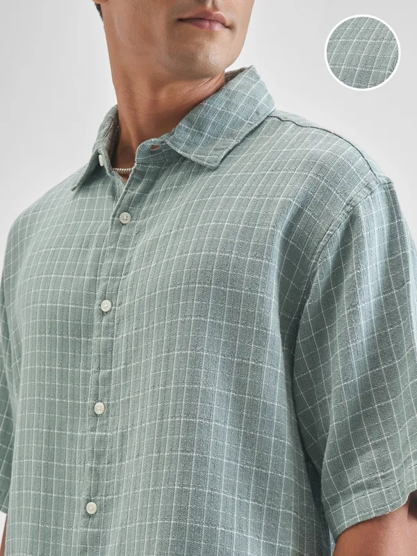 Highlander Men Blue Checked Boxy Fit Casual Shirt