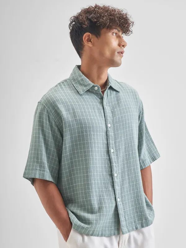 Highlander Men Blue Checked Boxy Fit Casual Shirt