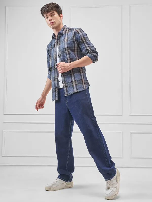 Highlander Men Blue Checked Slim Fit Casual Shirt