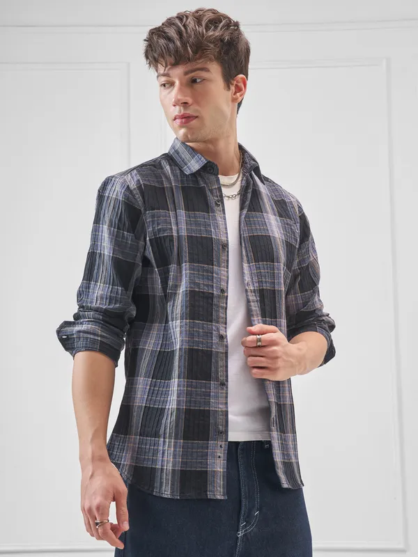 Highlander Men Black Checked Slim Fit Casual Shirt
