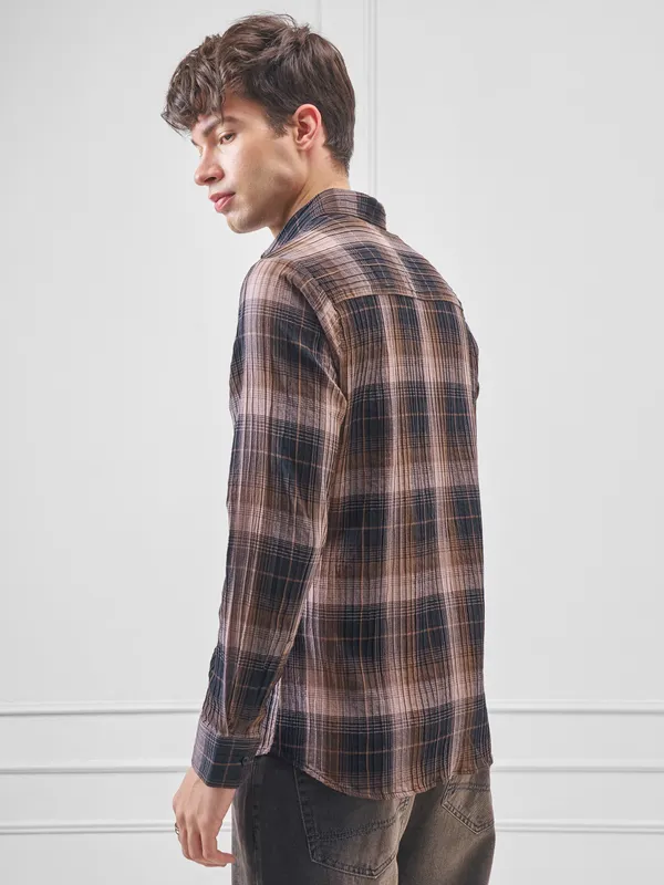 Highlander Men Pink Checked Slim Fit Casual Shirt