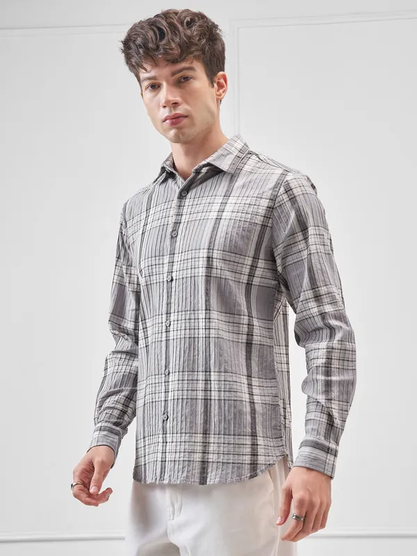 Highlander Men Grey Checked Slim Fit Casual Shirt