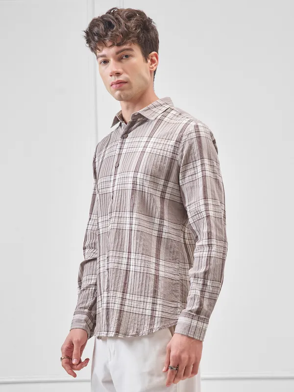 Highlander Men Beige Checked Slim Fit Casual Shirt