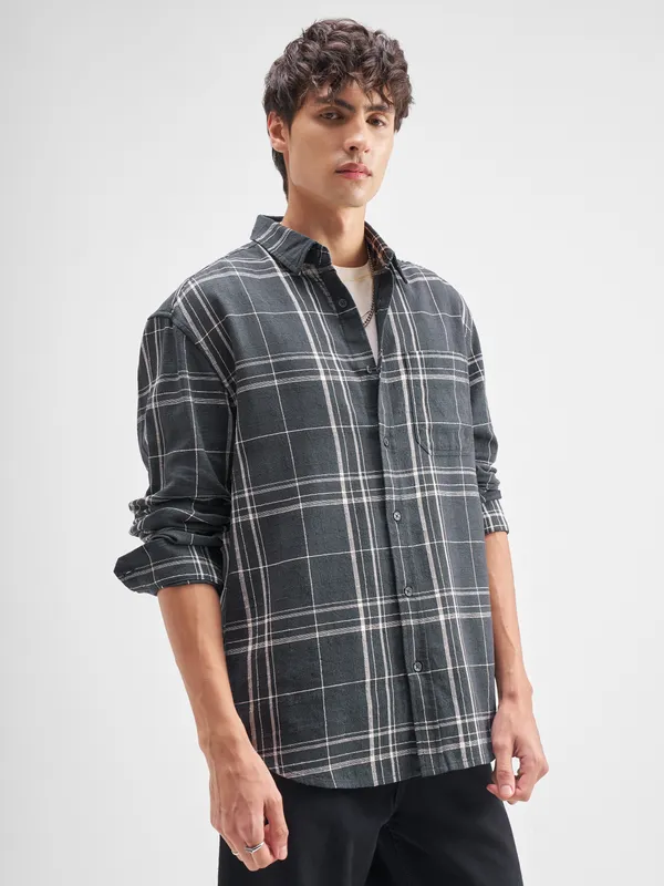 Men Relaxed Fit Casual Shirt